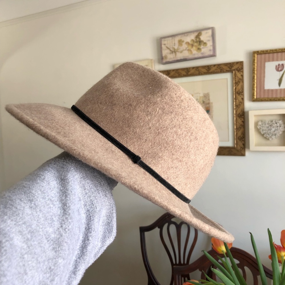 Forever 21 Tan Felt Panama Hat